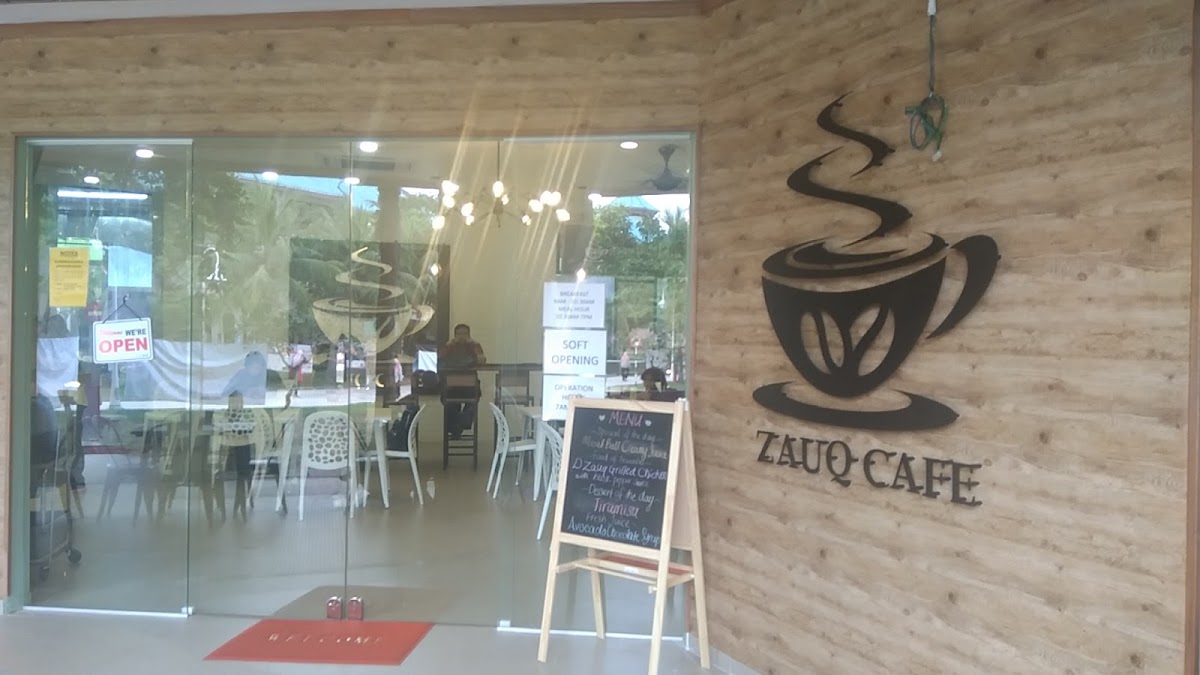 Zauq Cafe