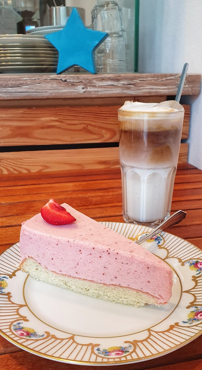 TAYAS Kaffeehaus - 5