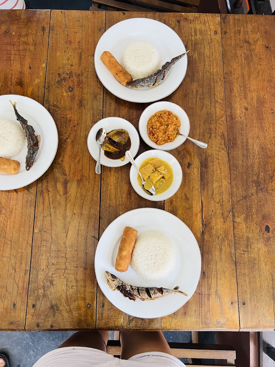 Avocado Cafe Ella - 6