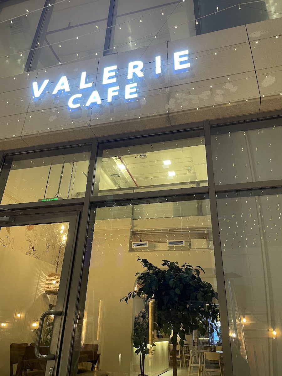 Valerie Cafe & Catering