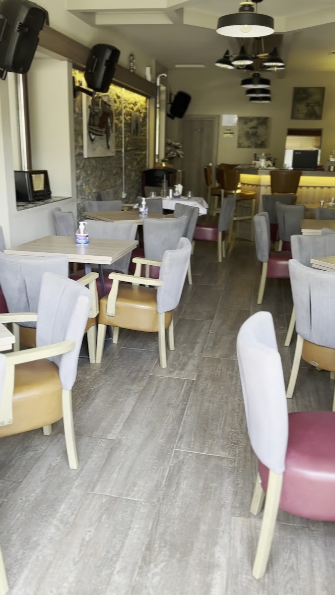 VΙΝΥΛΙΟ ALL DAY CAFE BAR - 2