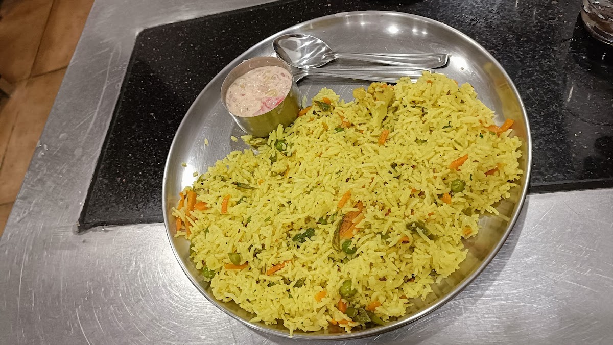 Cafe Ganesh good breakfas and tea and coffee - 8