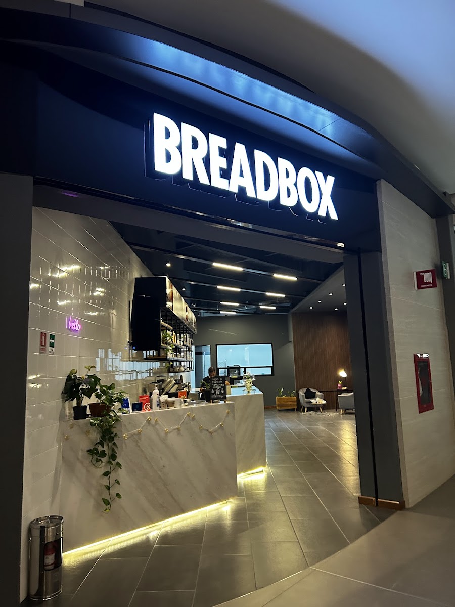 Breadbox Galerías