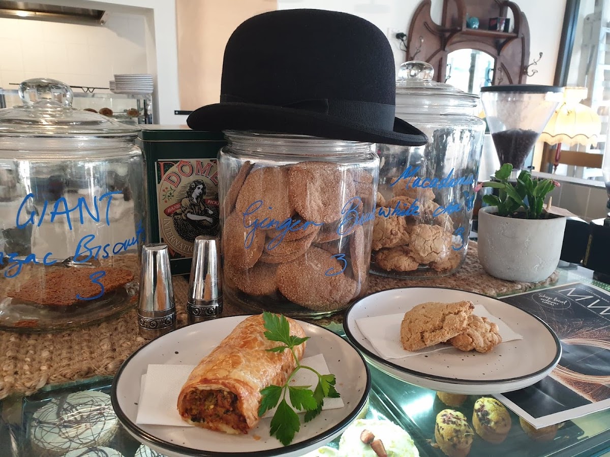 Byron Perry Cafe - 2