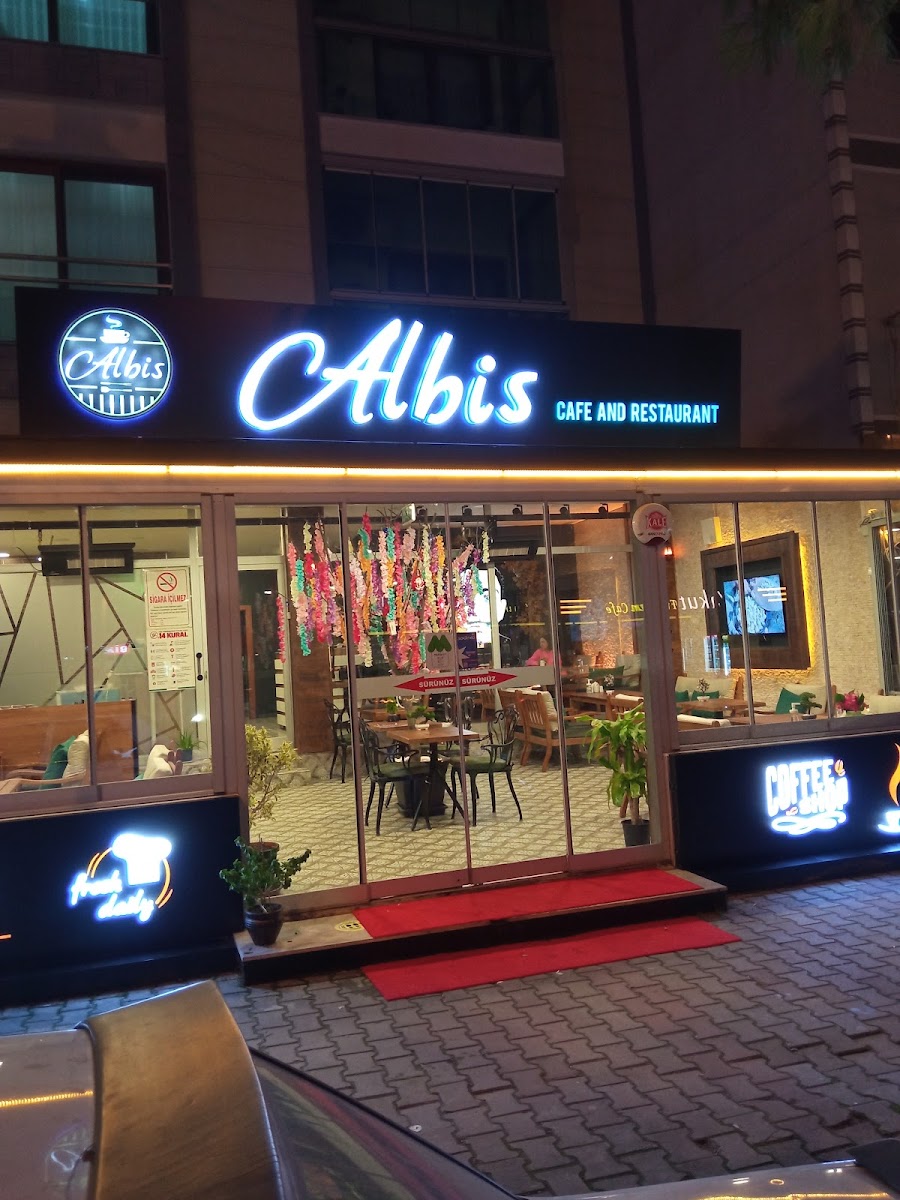 Albis Cafe