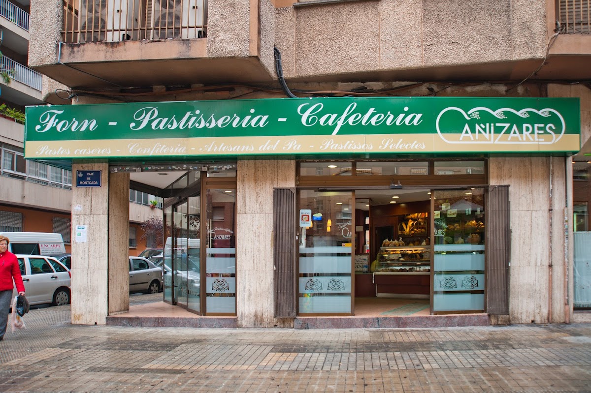 Canizares Cafeteria Pasteleria