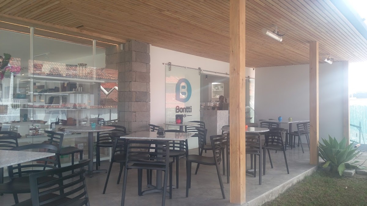 Bontti Café