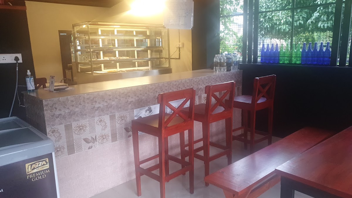 Rose Buds & Honeycomb Cafe