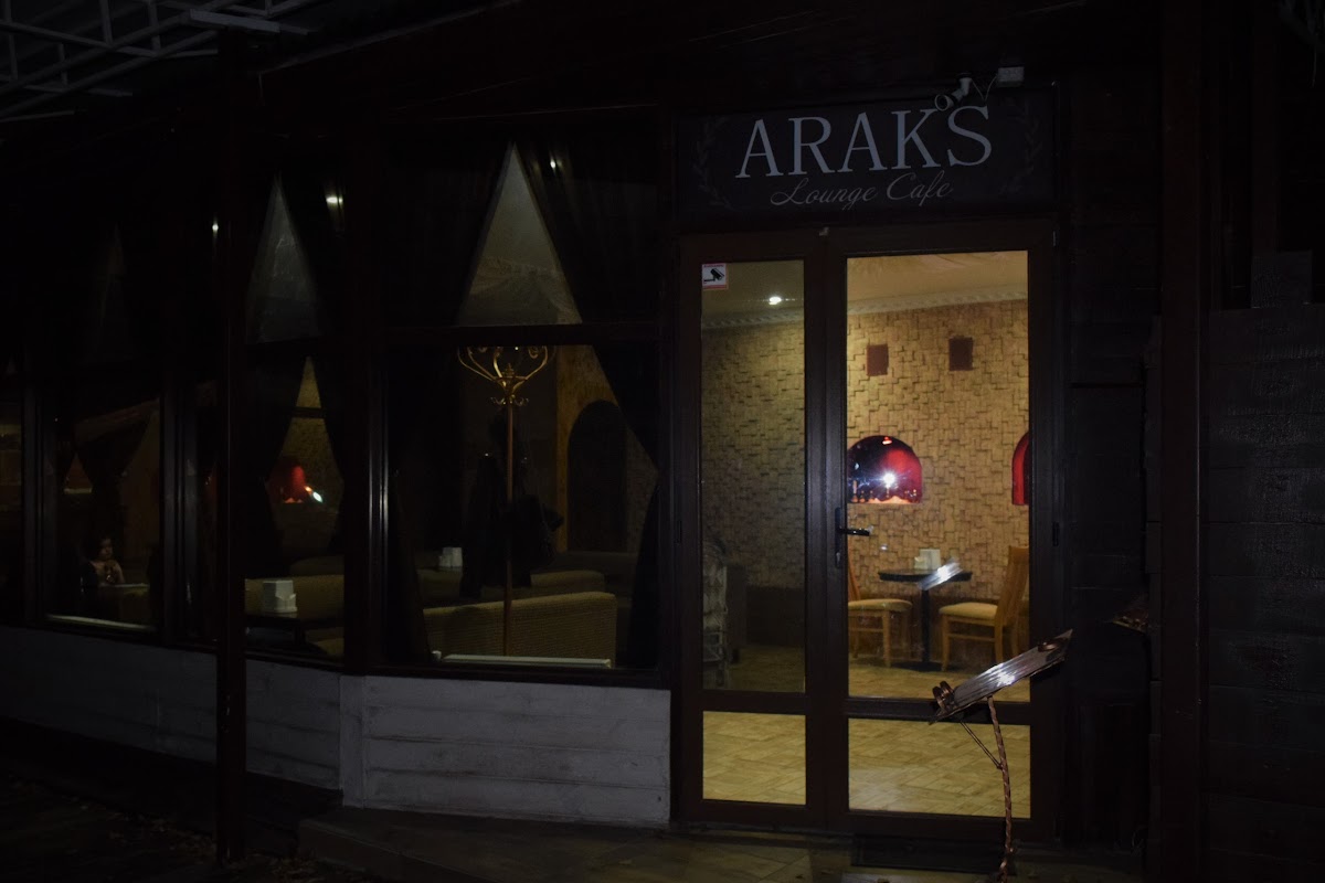 ARAKS Lounge Cafe