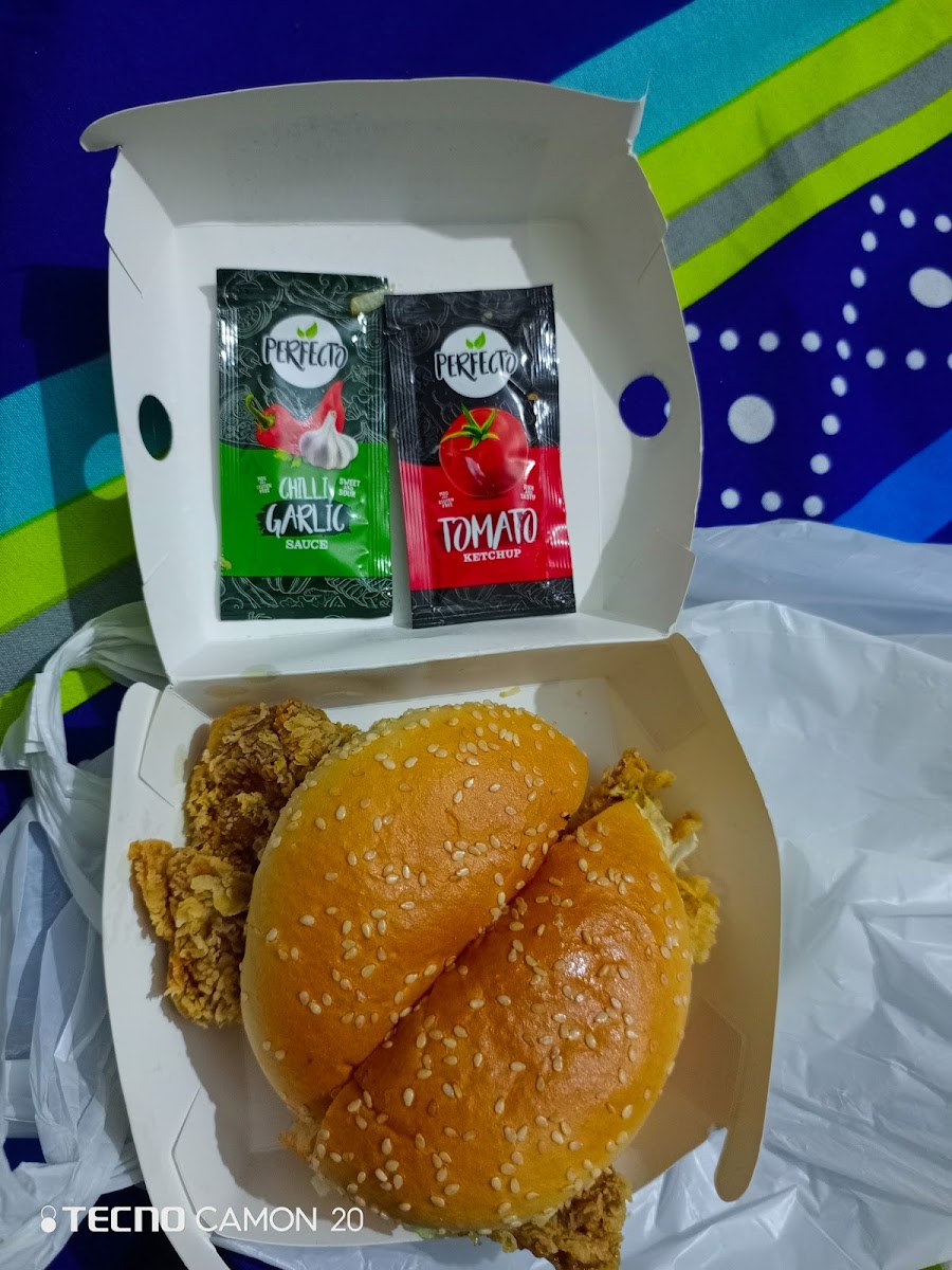 AZ CAFE PIZZA AND FAST FOOD - 3