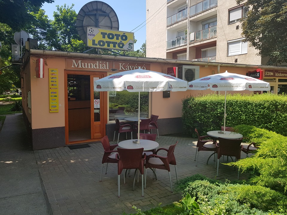 Mundiál kávézó
