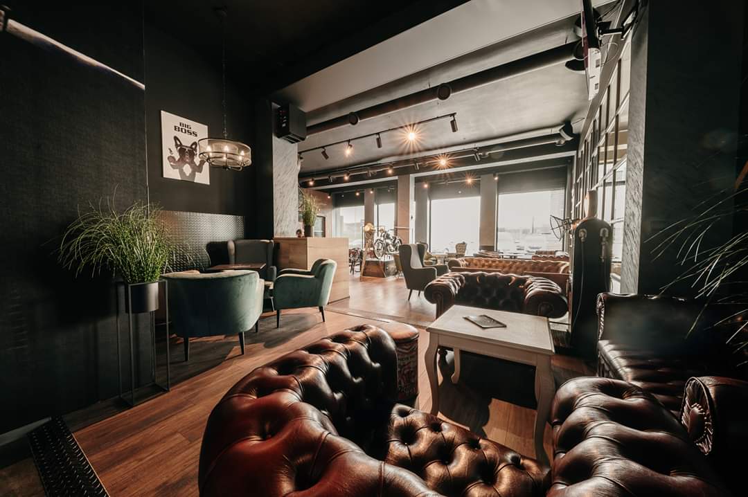 KAVIAREŇ MOTO 66 CAFE - 9