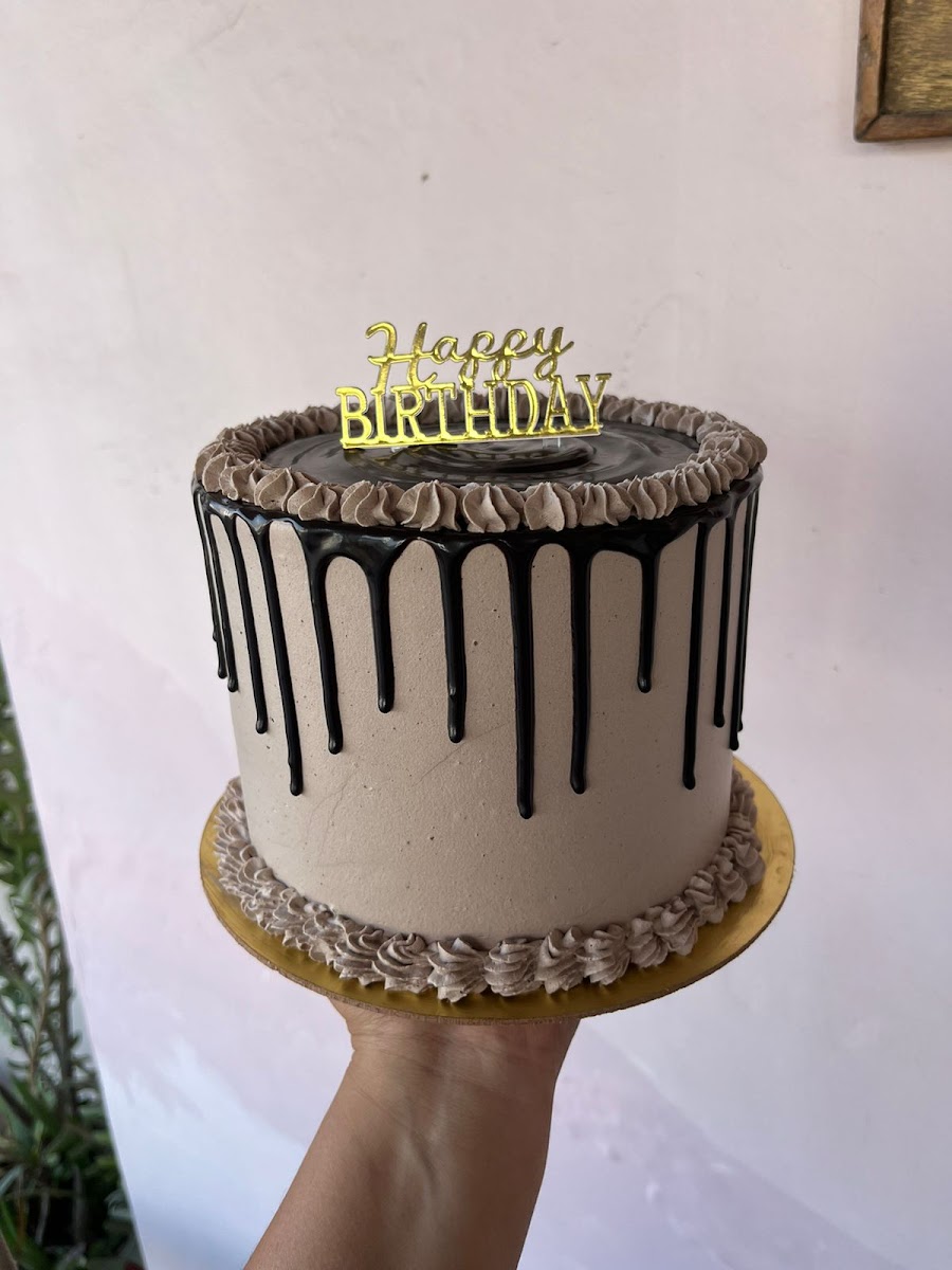 Hometown Cafe and Bakers - 8