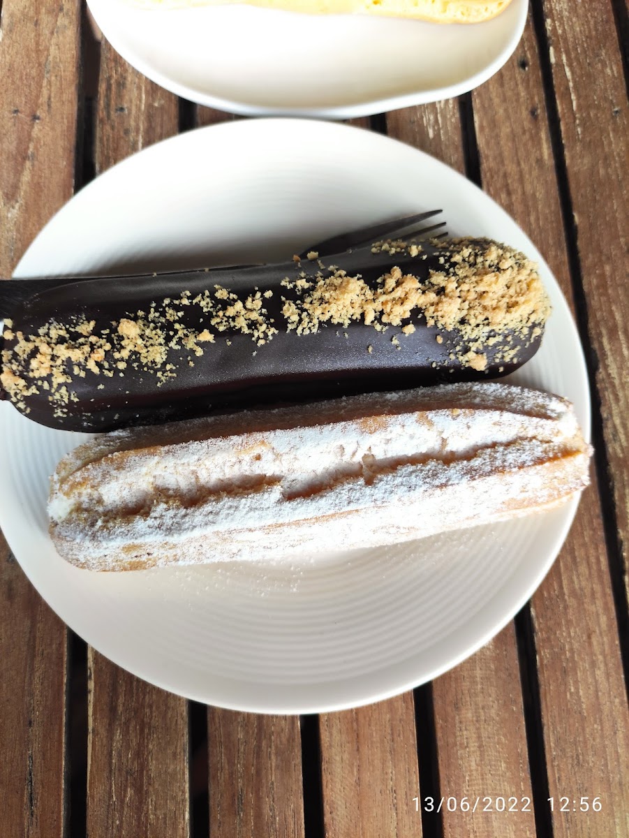 Mai bakery in garden - 6