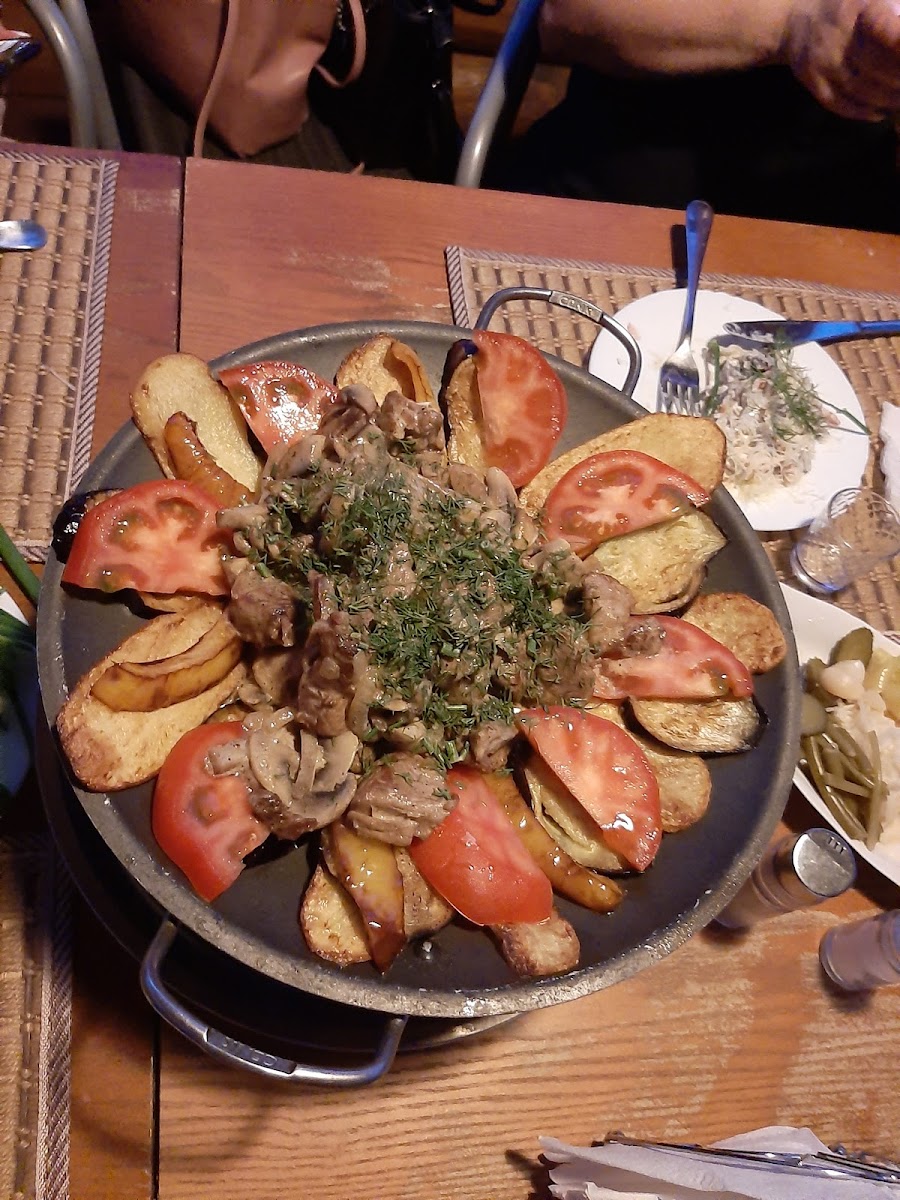 Cafe 'At the River' - 8