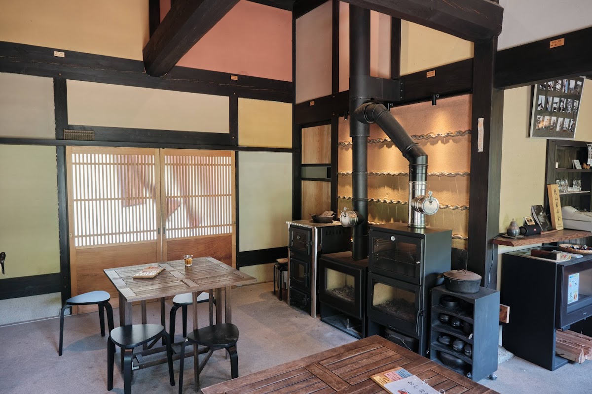 Shiroyama Seimen soba shop