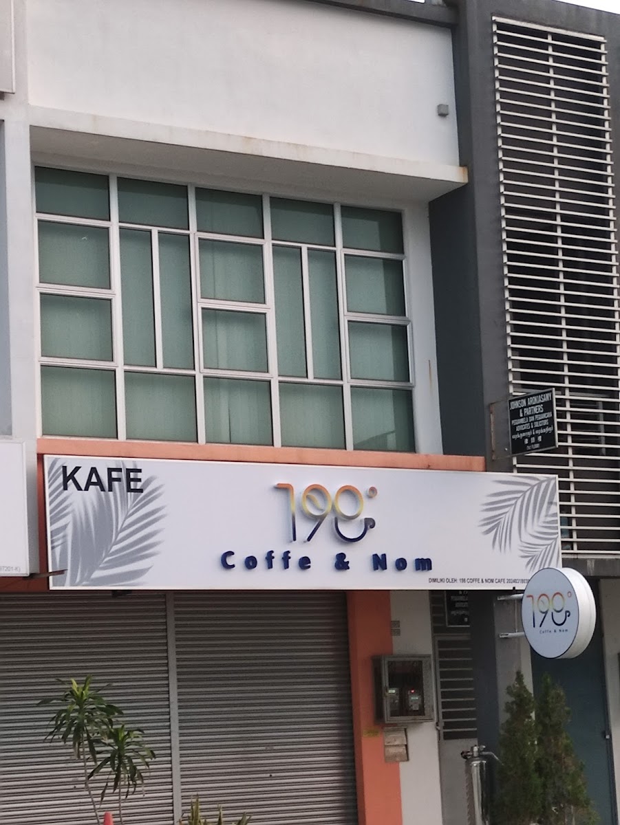198 Coffe & Nom