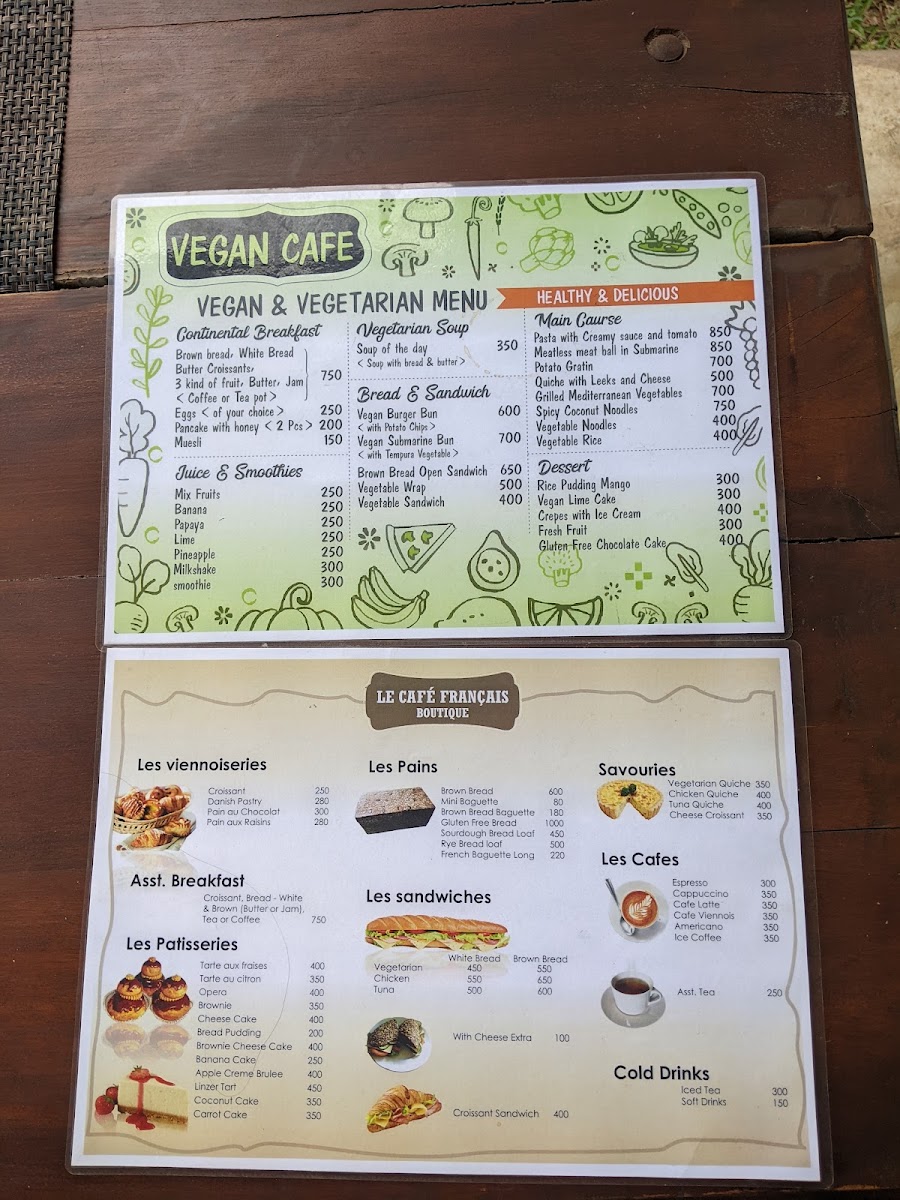 Le Café Français Bakery & Boutique - 4