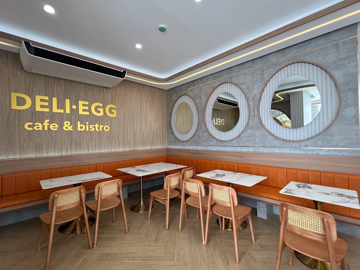 Deli•Egg Cafe and Bistro