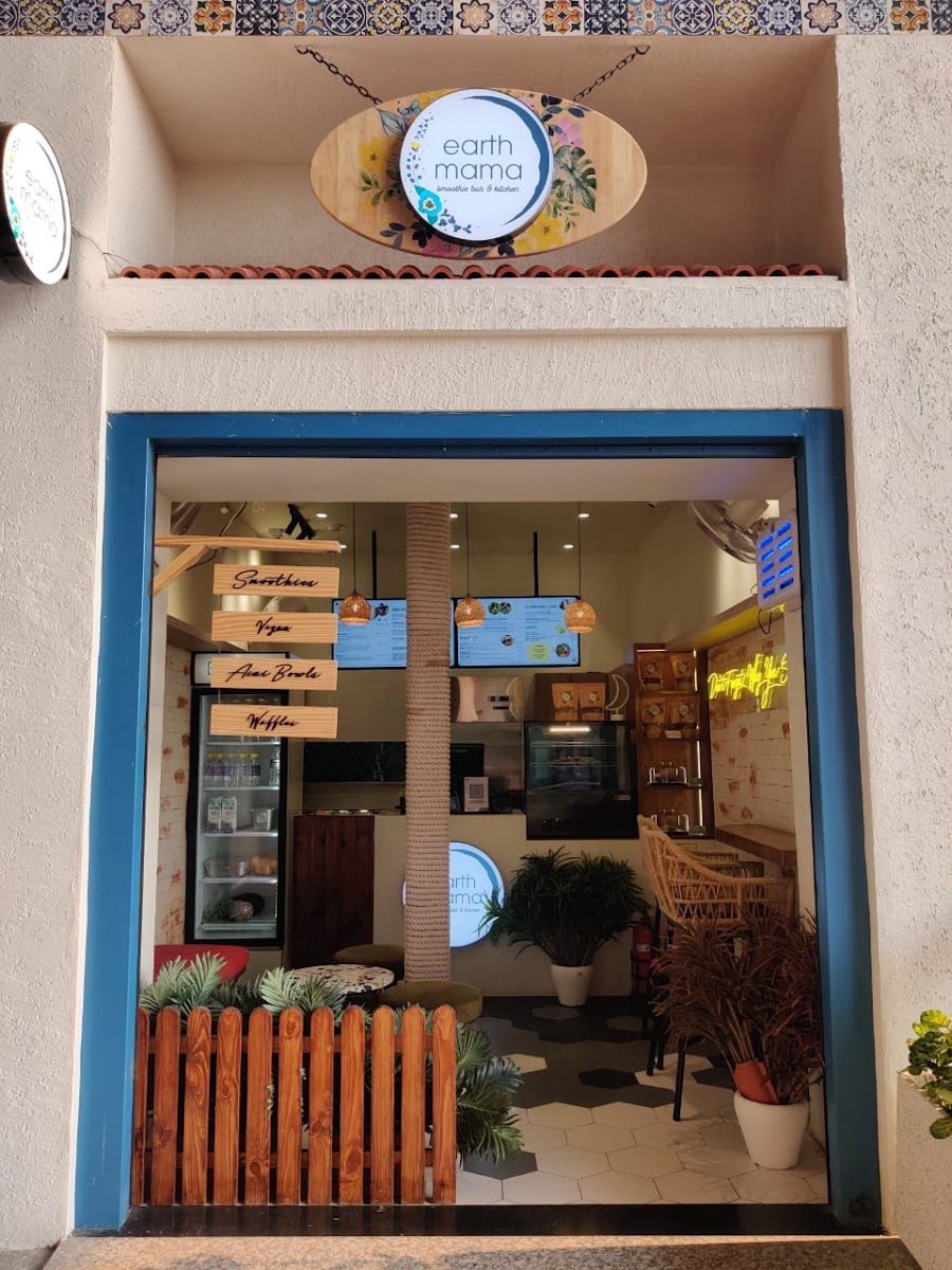 Earth Mama Cafe