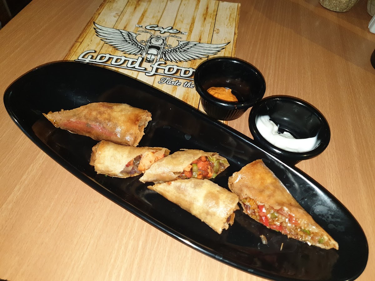 Cafe Good Foodz - 8