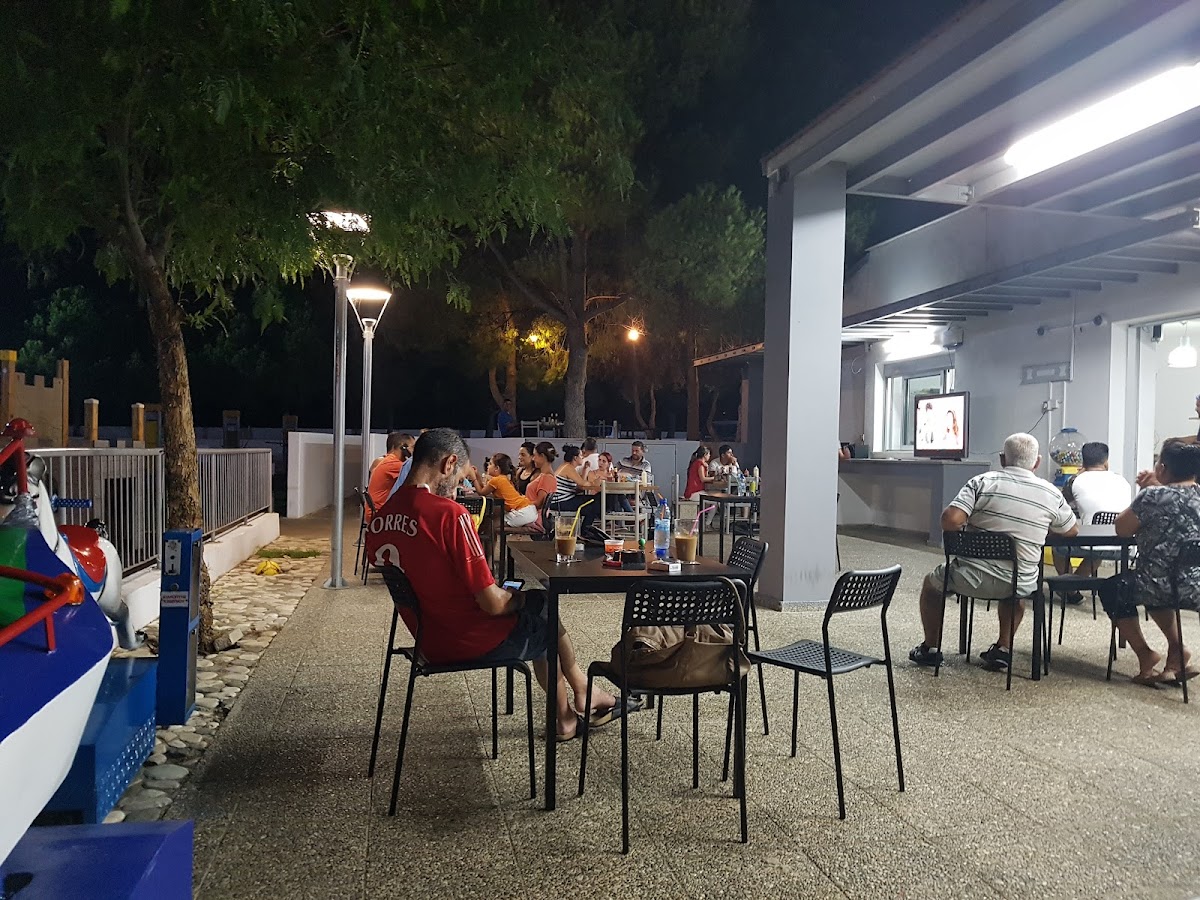 ANEMOMILOS ESTIATOPIO CAFE PEXNIDOTOPOS