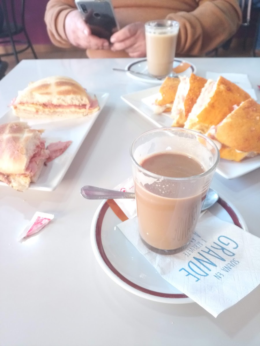 Cafetería Alejo - 9