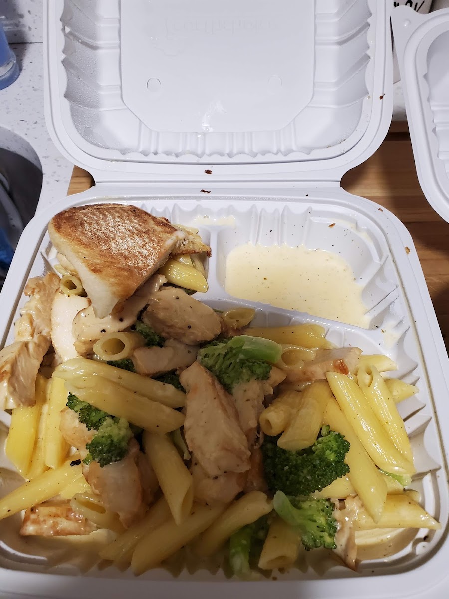 Cafe D’Jolie Restaurant & Cafe - 5