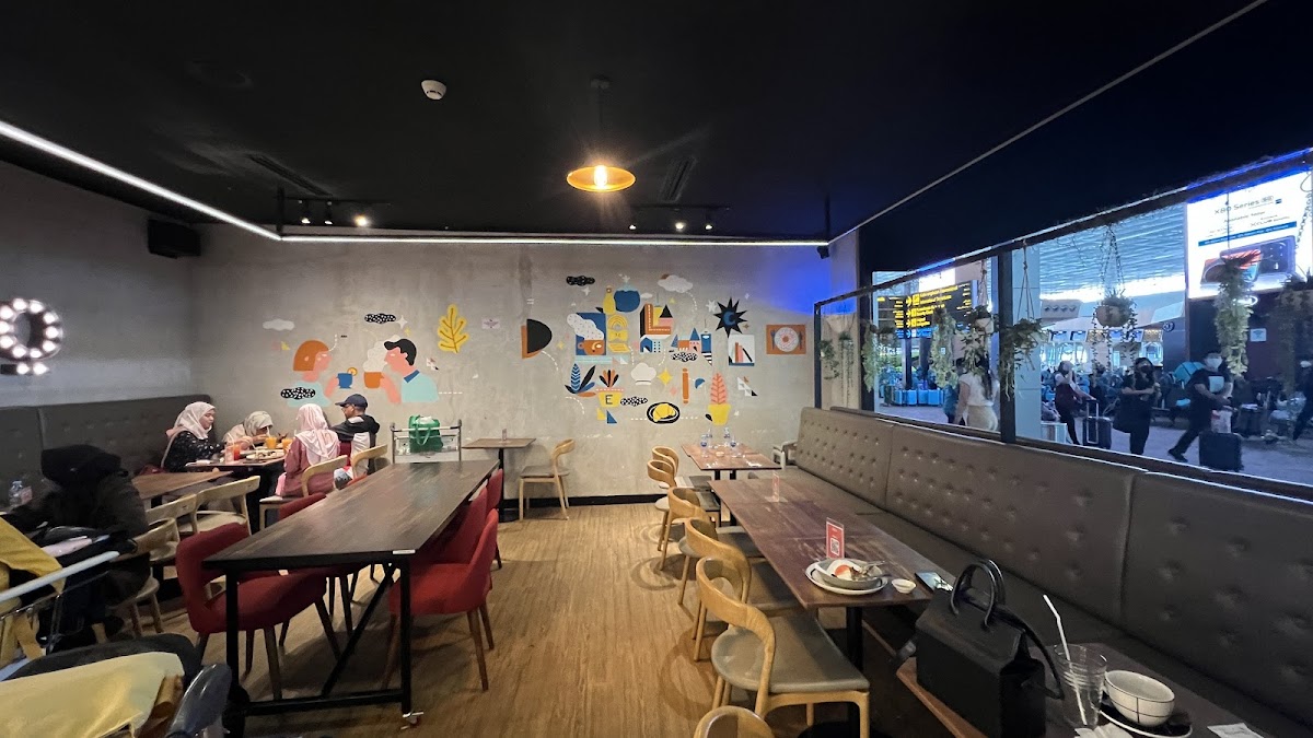 Delico Cafe & Bakery - Terminal 3 Check In