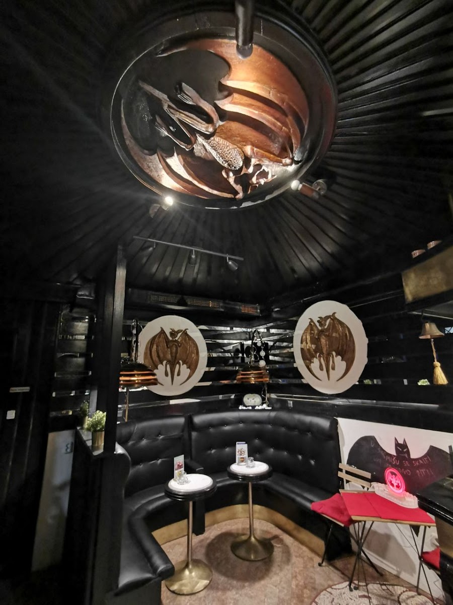 Caffe bar Šišmiš - 4