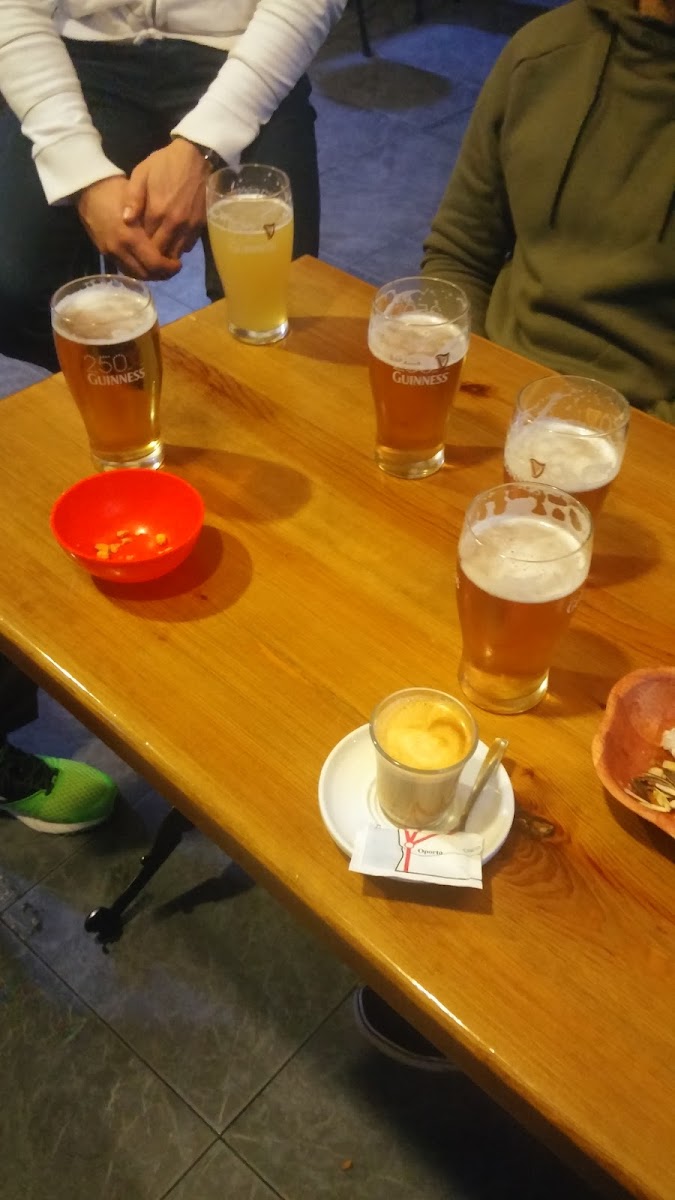 Cafe Bar Rockers - 2