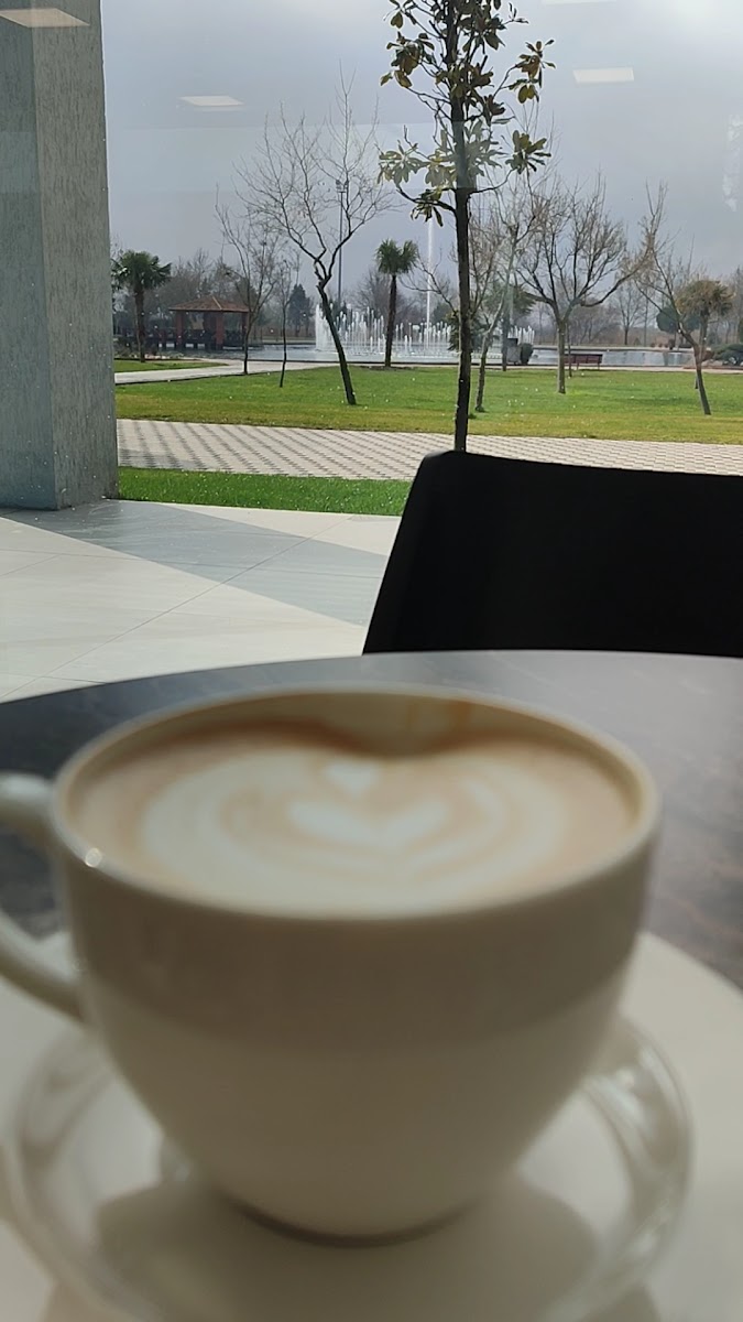 Karacabey Belediyesi Kent Cafe - 6