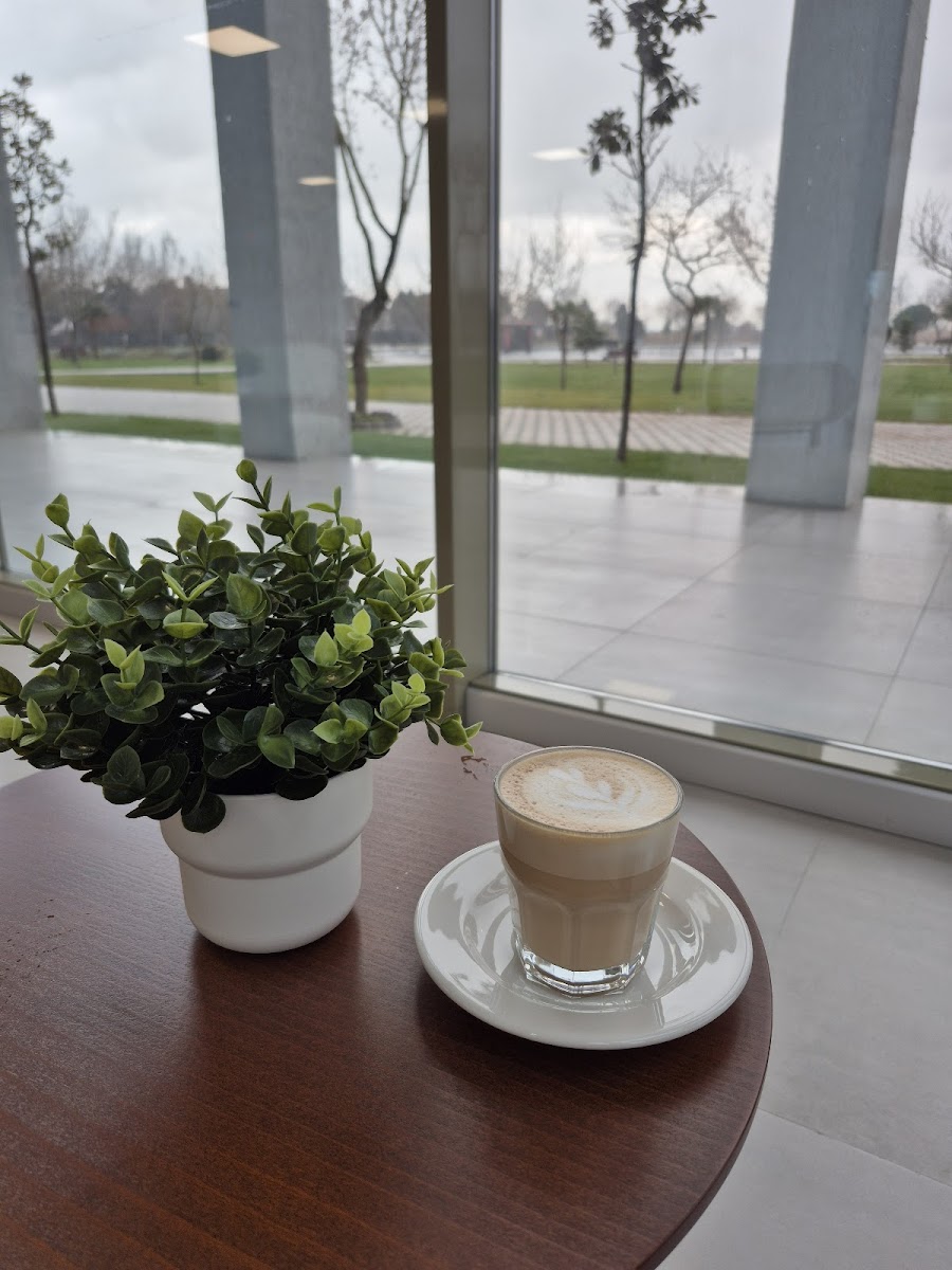 Karacabey Belediyesi Kent Cafe - 8