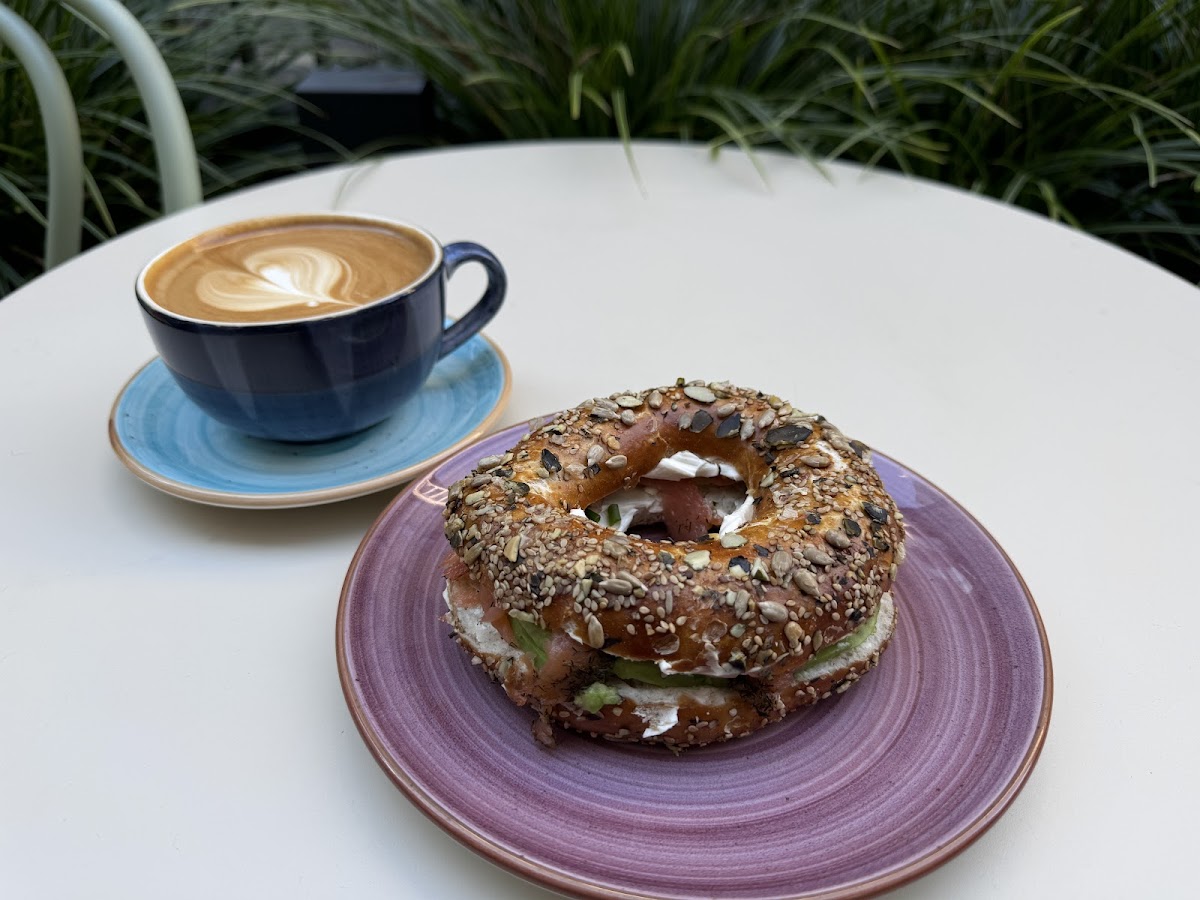 Roots Café und Deli by Heidi und Paul - 6