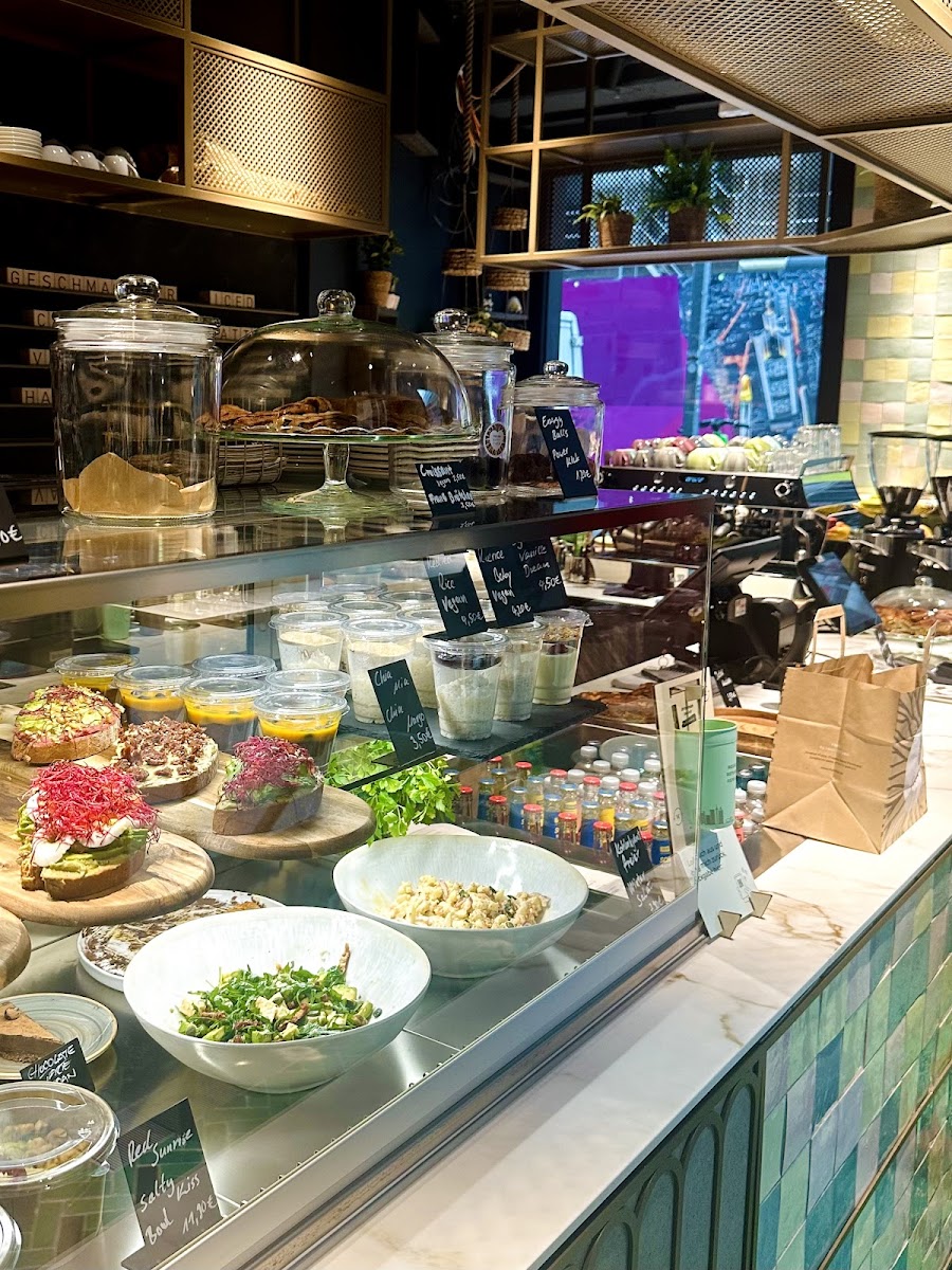 Roots Café und Deli by Heidi und Paul - 8