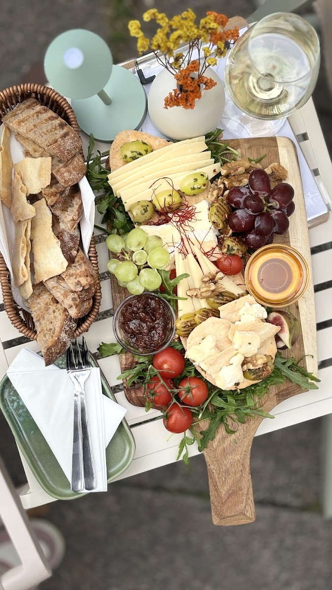 Alédo Coffee & Bar - 6