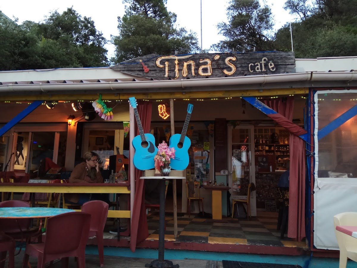 Tina's Café - Saint-Fort-Sur-Gironde