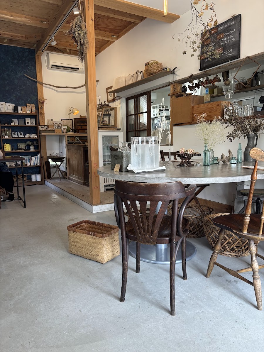 hitoha COFFEE & GRANOLA - 3