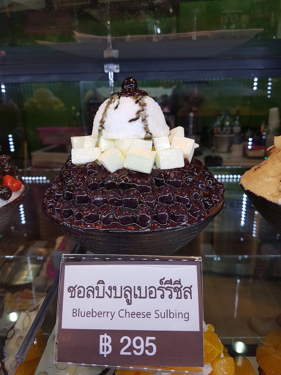 Korean Dessert Cafe - 7