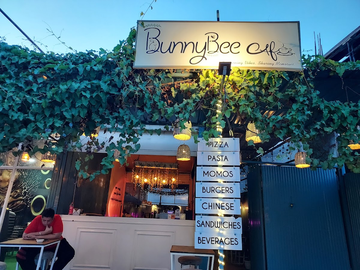 BunnyBee Cafe