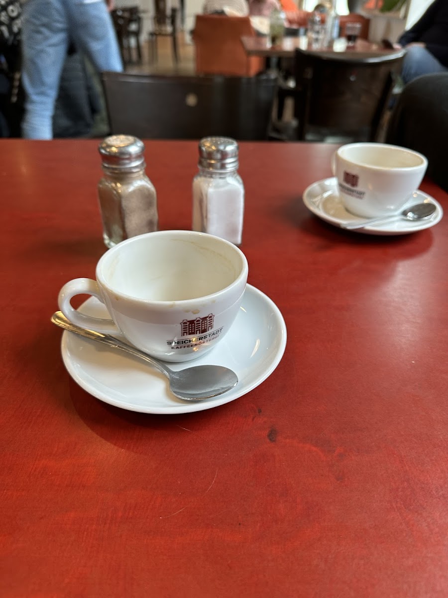 Das Fabrik-Café - 5