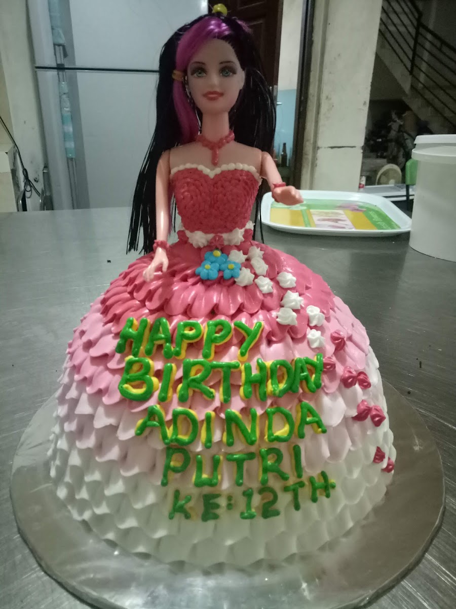 Happy Bakery & Cafe - 5