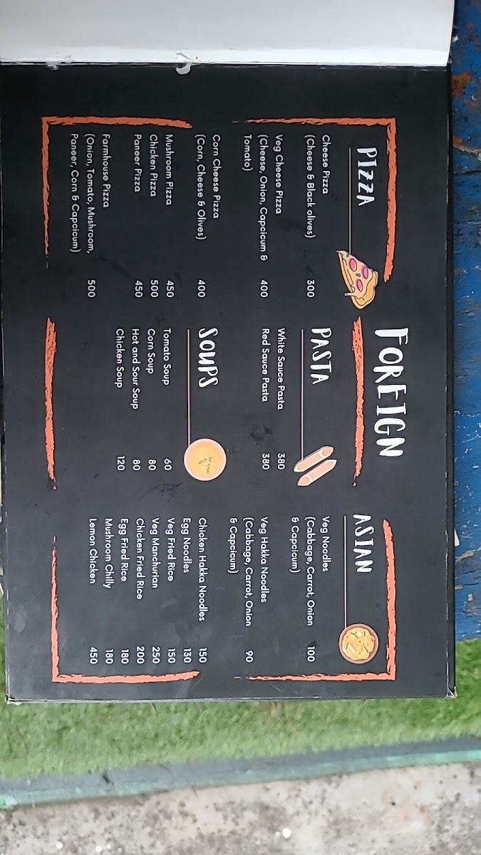 Lazy Monk Travel Cafe - 8