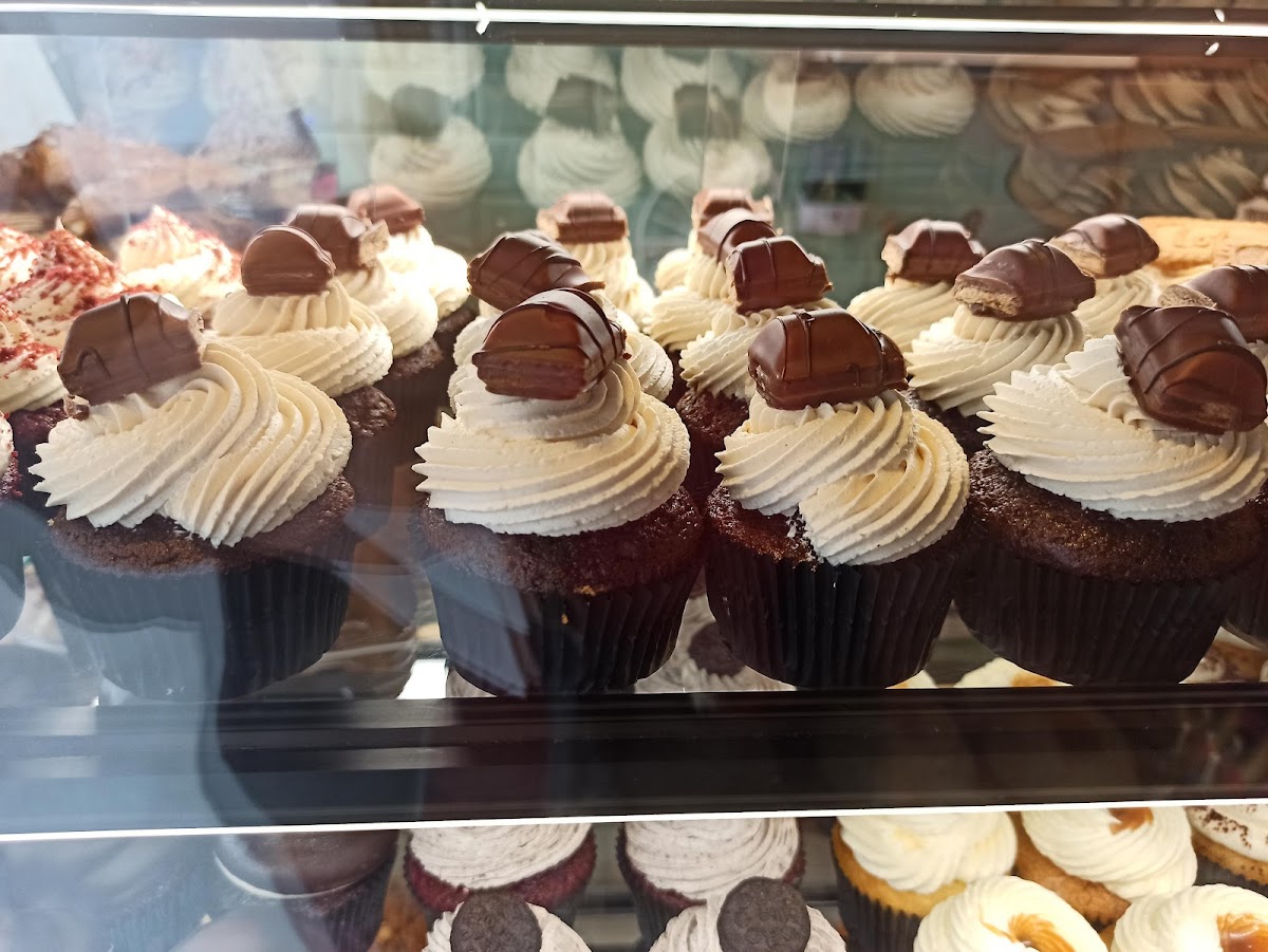 Dulce Emy Coffee & Cakes - 6