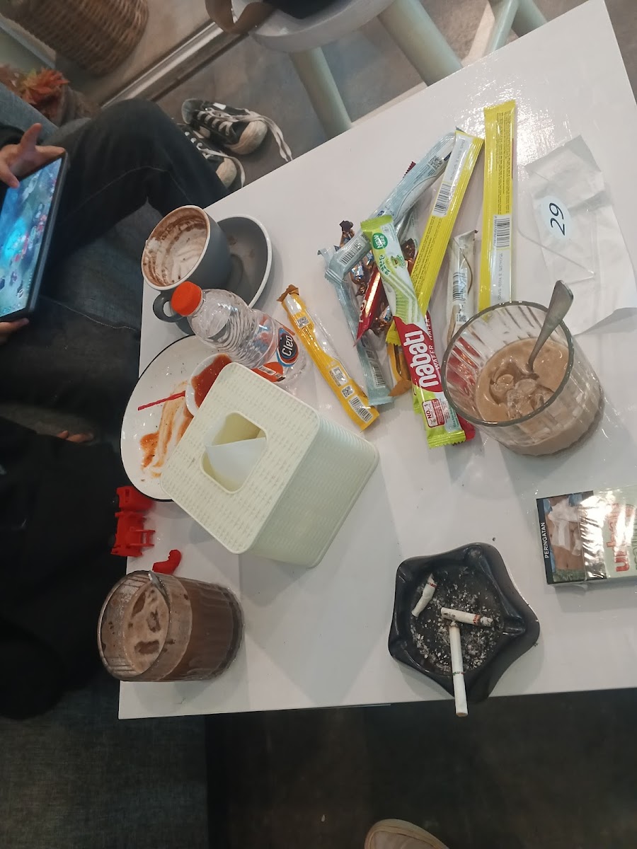 Kopi Janji Jiwa Jilid 863 - 6