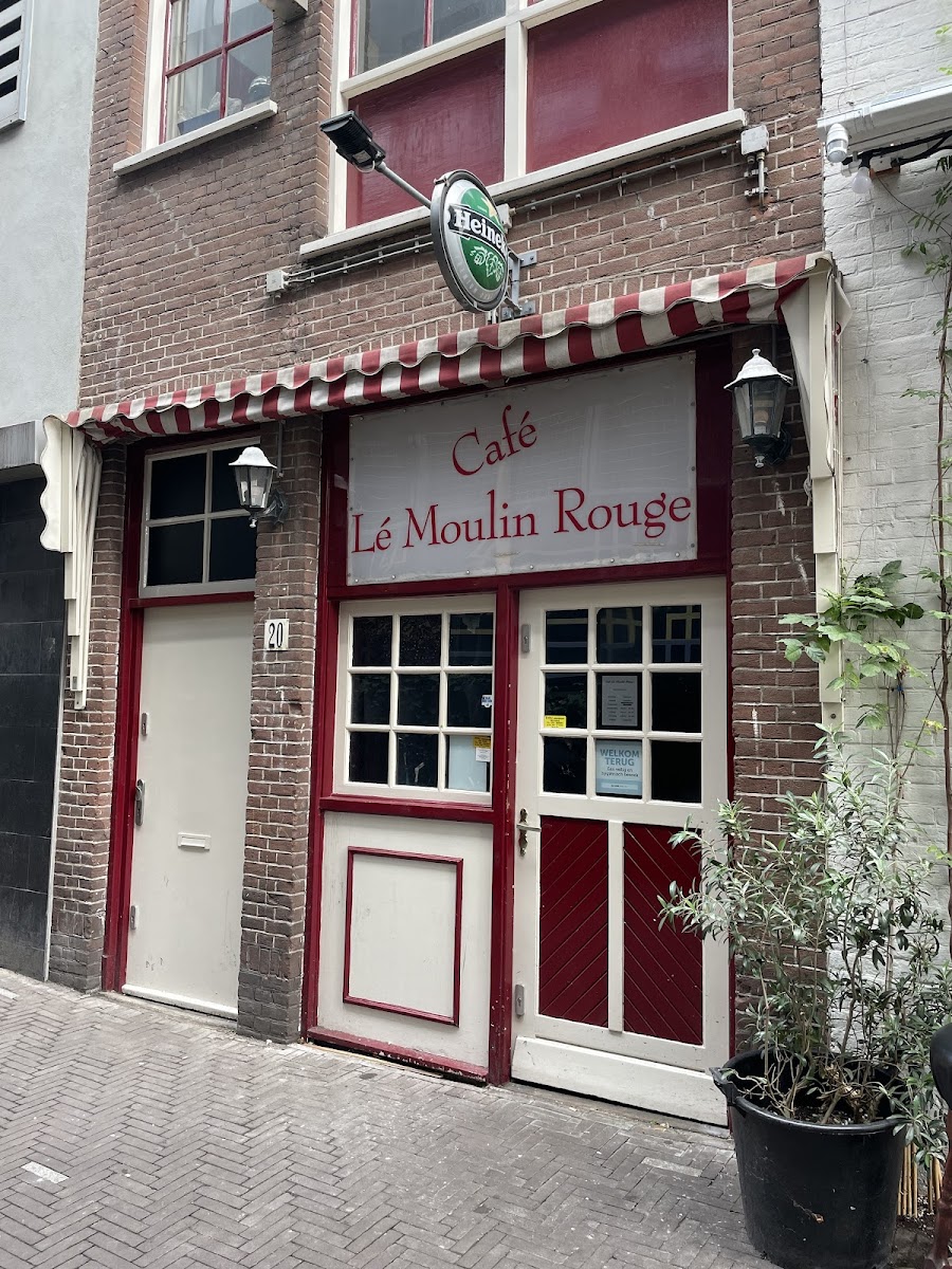 Café Le Moulin Rouge