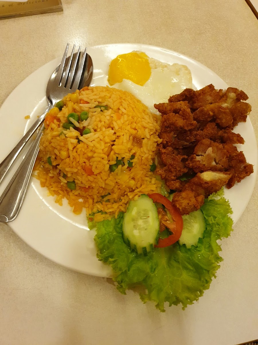 G7 Cafe and Bakery - 2