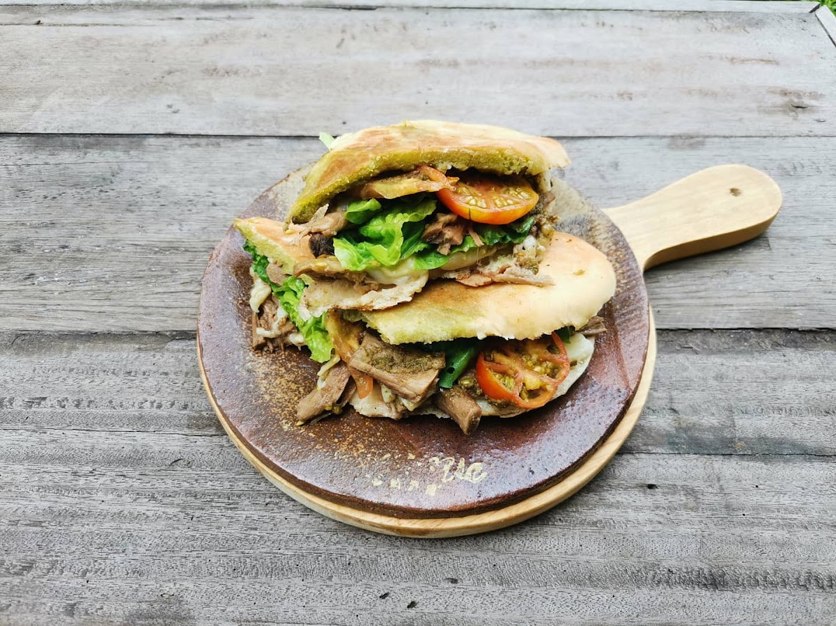 Dammie cafe' by บ้านมะนาว - 10