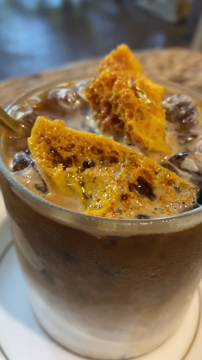 Dammie cafe' by บ้านมะนาว - 2