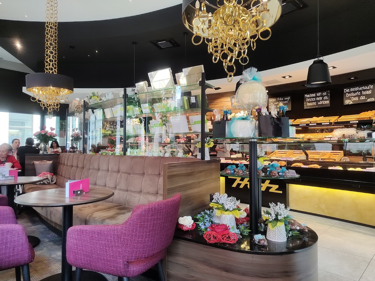 Konditorei Café Ernst Hotz AG - 3